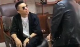 网红爆料利哥视频大全,揭秘热门网红利哥的多面人生